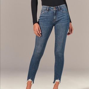 Womens Mid rise skinny jeans